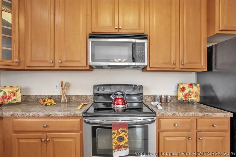 5817 Lady Way Hope Mills, NC 28348