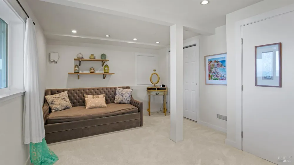 120 Sunset Way Muir Beach, CA 94965