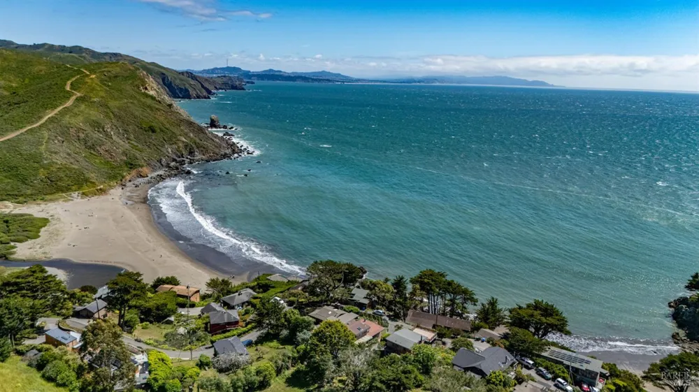 120 Sunset Way Muir Beach, CA 94965