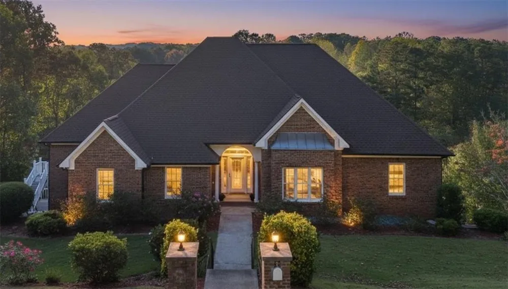 55 Rocky Circle NE White, GA 30184