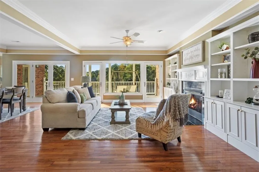 55 Rocky Circle NE White, GA 30184