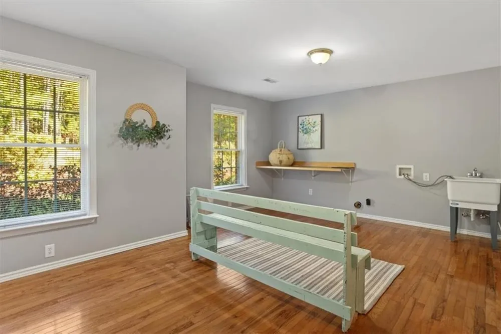 55 Rocky Circle NE White, GA 30184