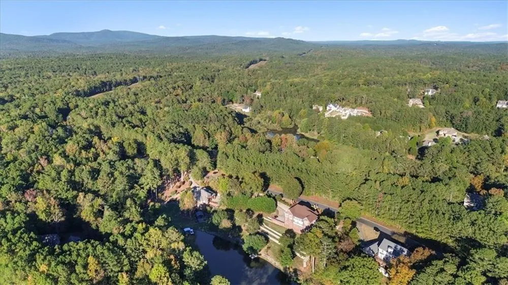 55 Rocky Circle NE White, GA 30184