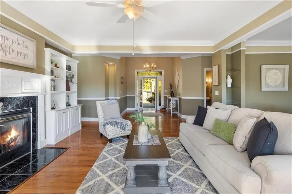 55 Rocky Circle NE White, GA 30184