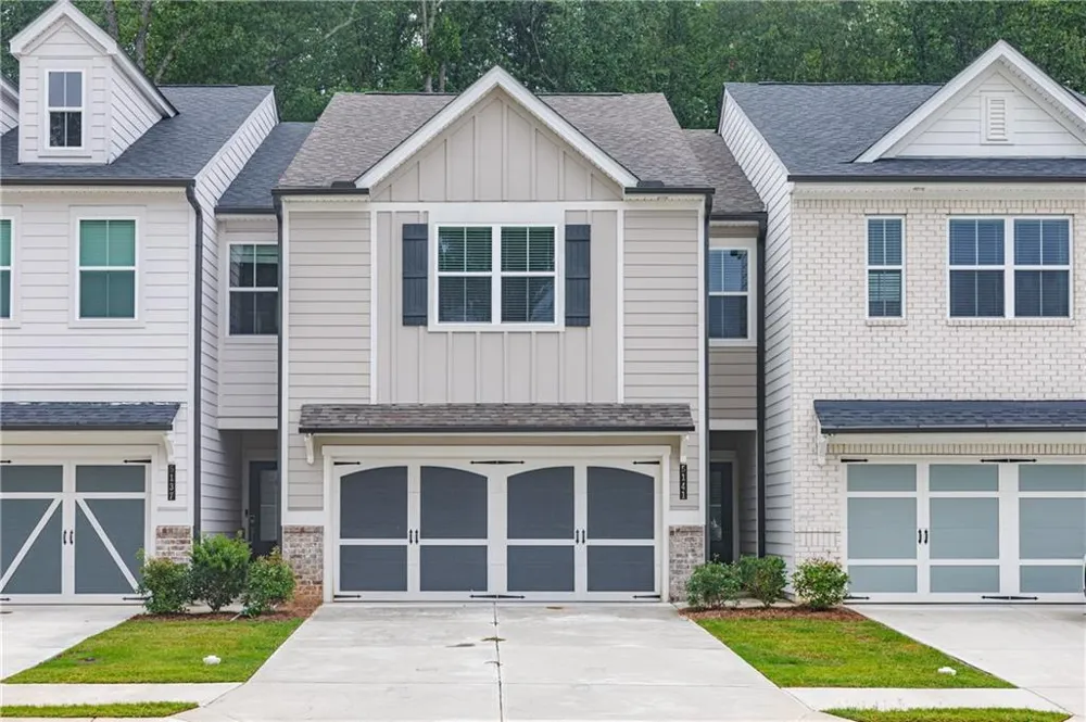 5141 Sidney Square Drive Flowery Branch, GA 30542