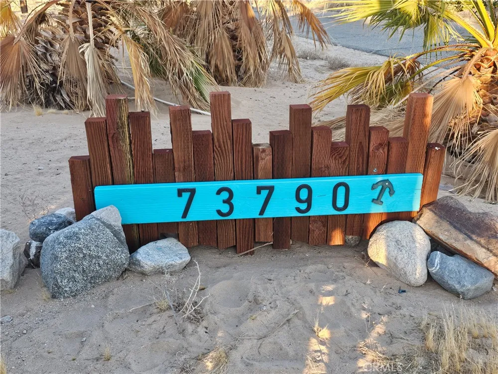 73790 Adobe 29 Palms, CA 92277
