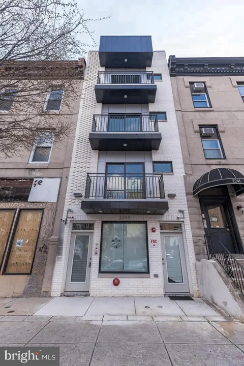 2243 BROAD STREET #2F