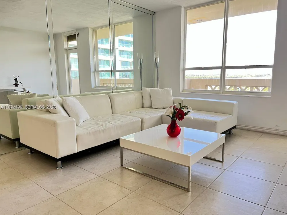 10185 Collins Ave #1103 Bal Harbour, FL 33154