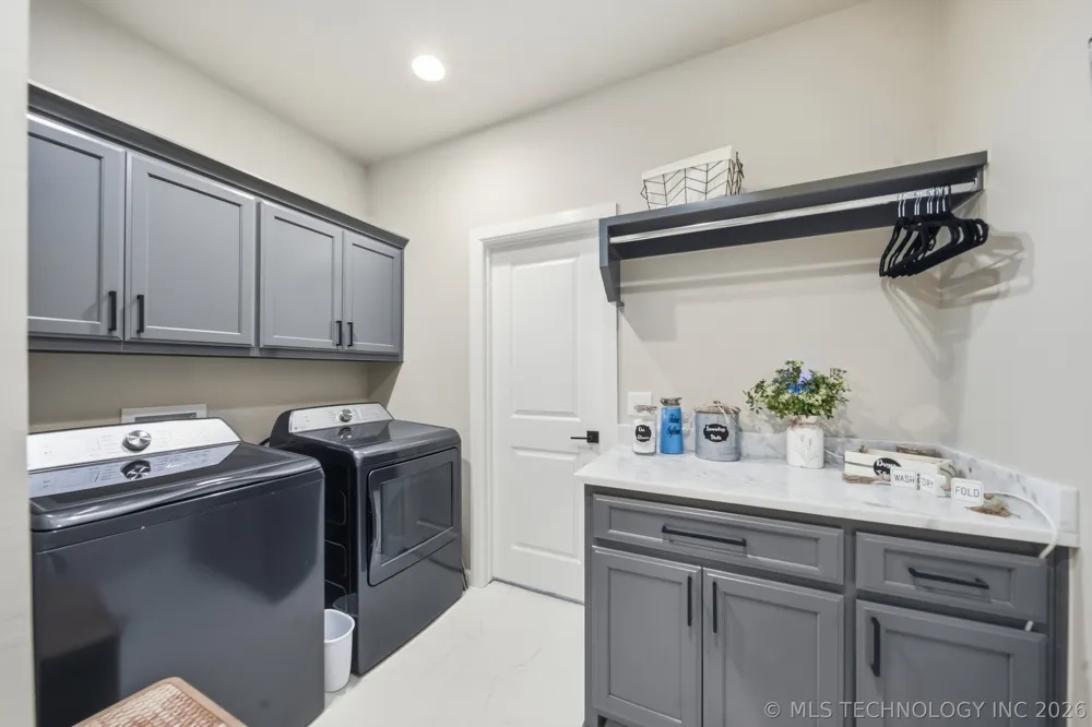 794 E 148th Place S Glenpool, OK 74033