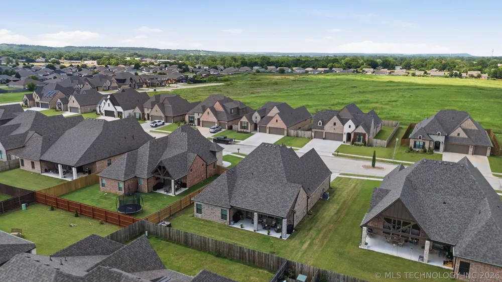794 E 148th Place S Glenpool, OK 74033