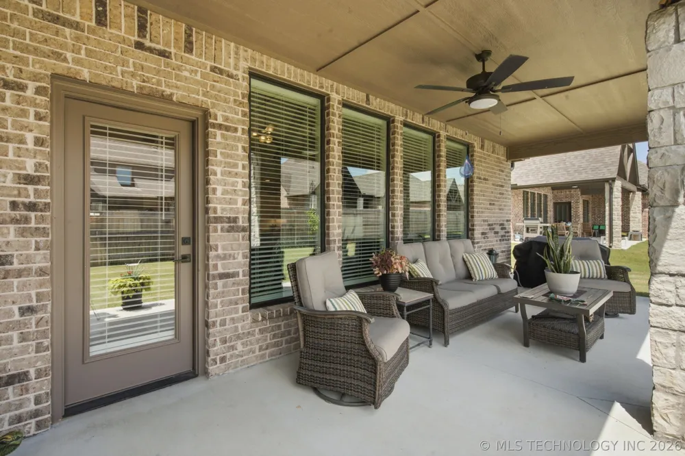 794 E 148th Place S Glenpool, OK 74033