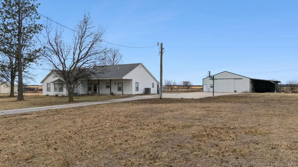 5401 435 ROAD Adair, OK 74330