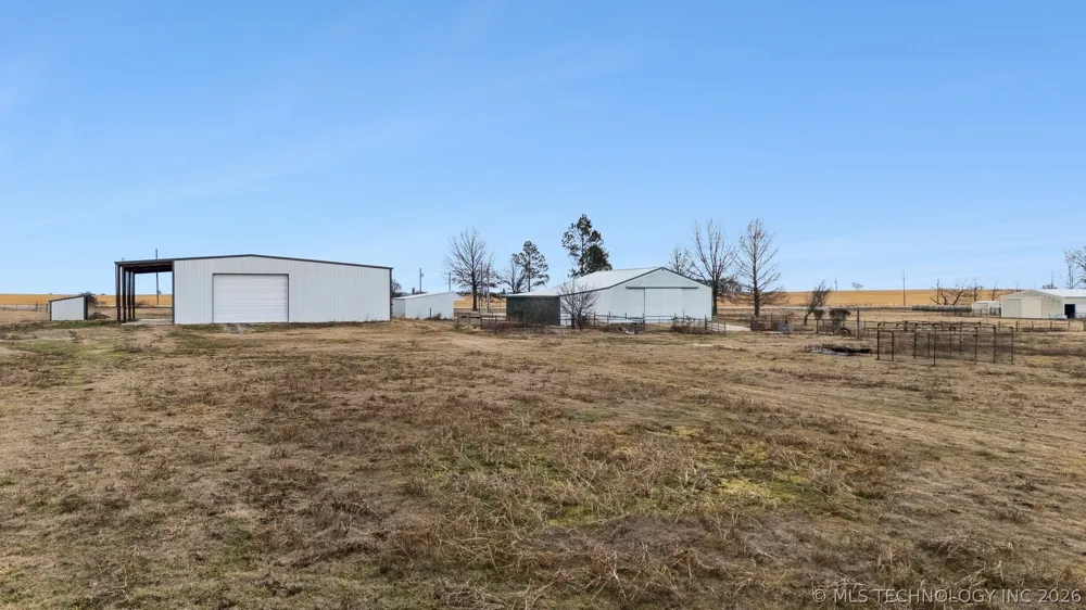 5401 435 ROAD Adair, OK 74330