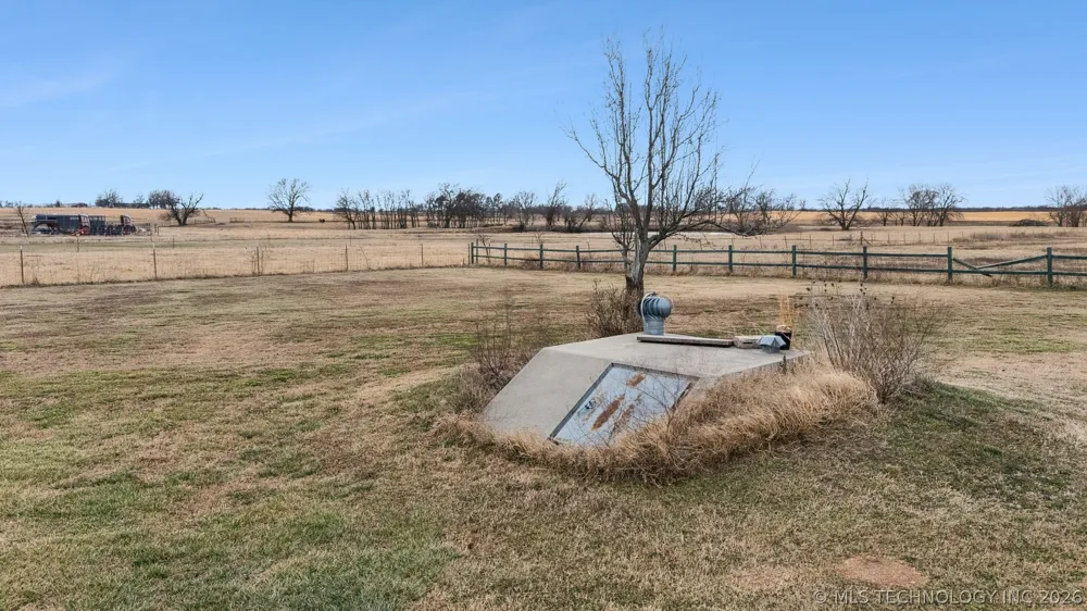 5401 435 ROAD Adair, OK 74330