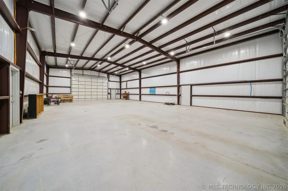 5401 435 ROAD Adair, OK 74330