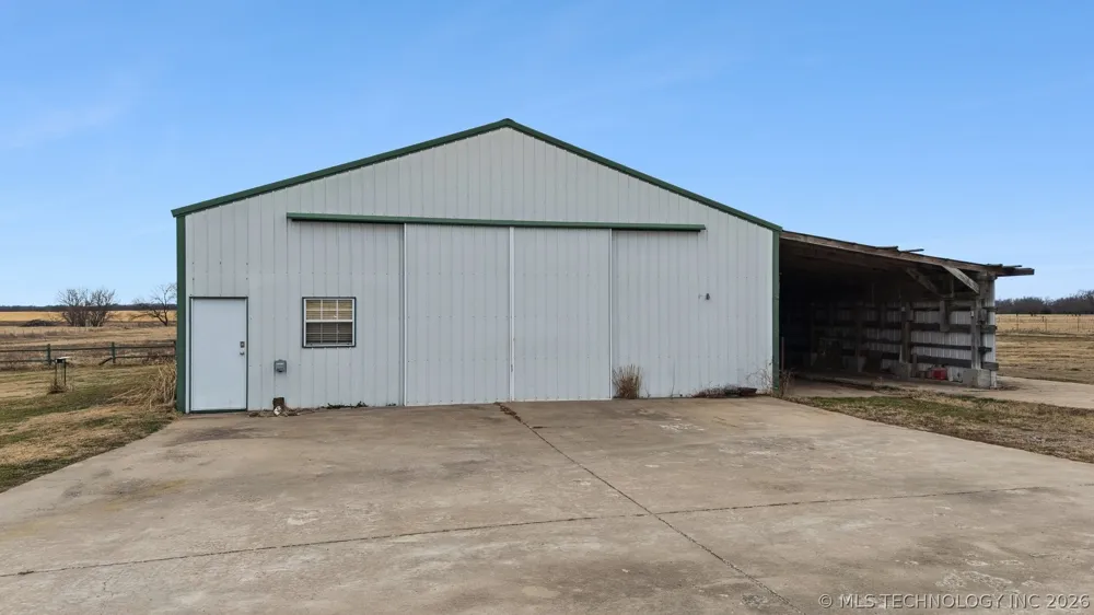 5401 435 ROAD Adair, OK 74330