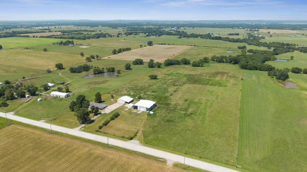 5401 435 ROAD Adair, OK 74330