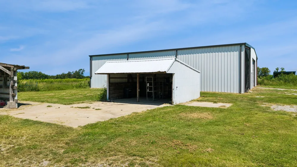 5401 435 ROAD Adair, OK 74330