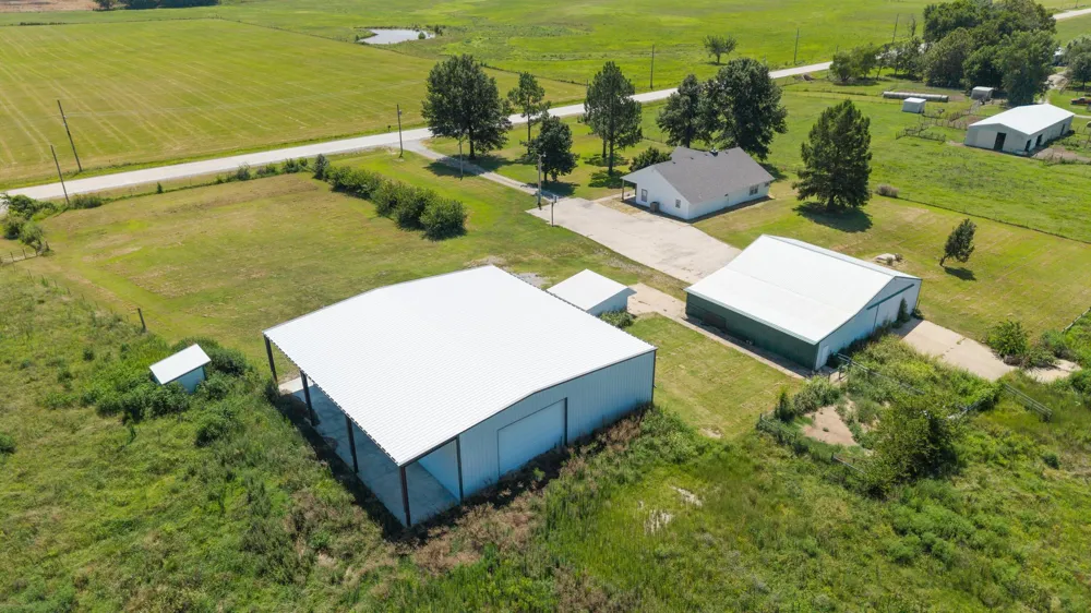 5401 435 ROAD Adair, OK 74330