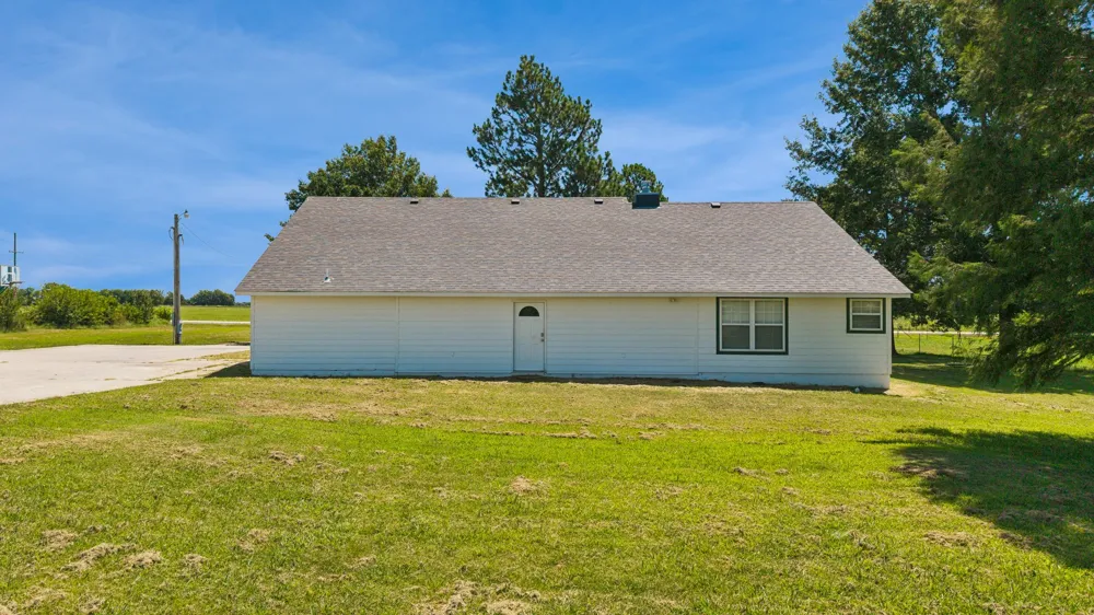 5401 435 ROAD Adair, OK 74330