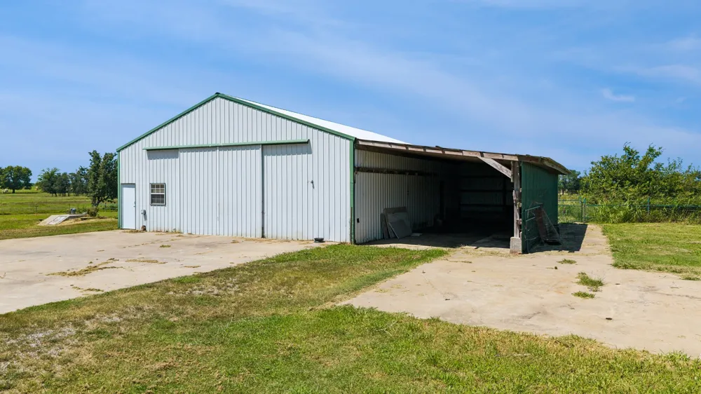 5401 435 ROAD Adair, OK 74330