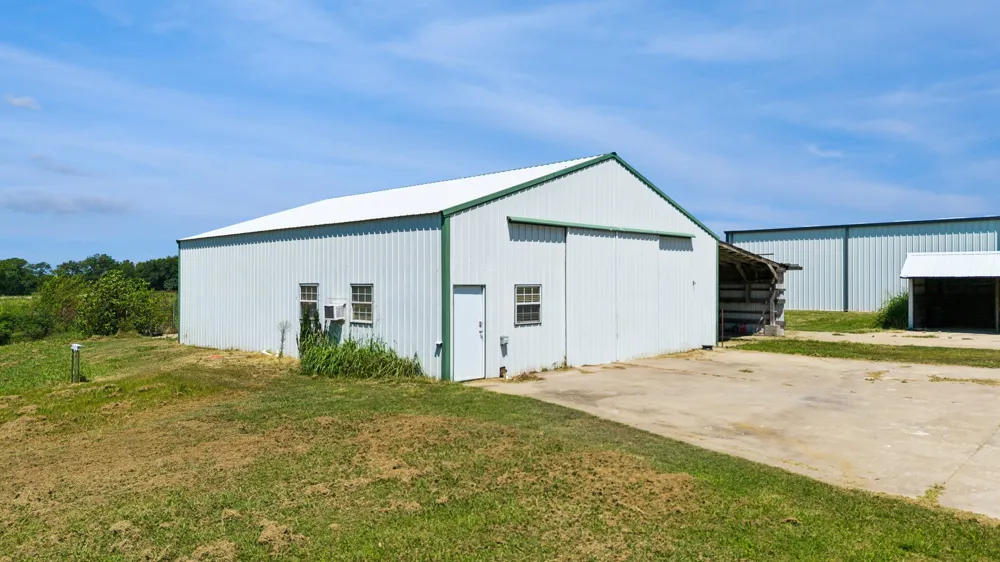 5401 435 ROAD Adair, OK 74330