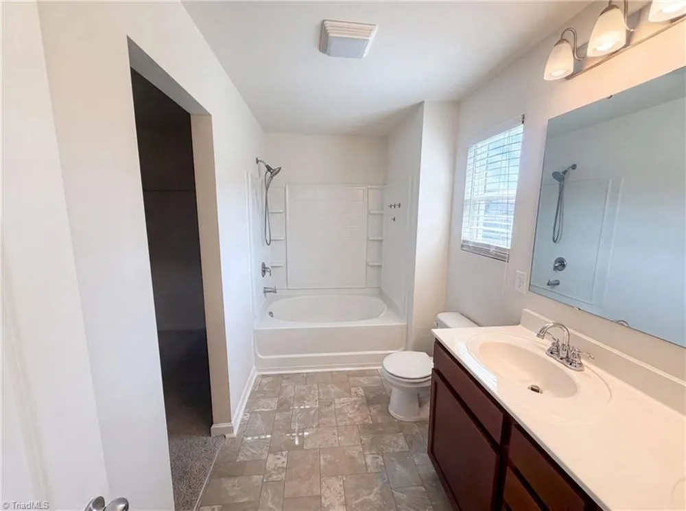 5138 Red Poll Drive Greensboro, NC 27405