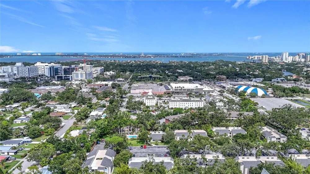2220 BAHIA VISTA STREET #G5 Sarasota, FL 34239