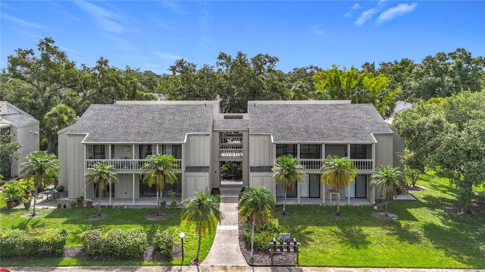 2220 BAHIA VISTA STREET #G5 Sarasota, FL 34239