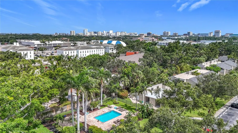 2220 BAHIA VISTA STREET #G5 Sarasota, FL 34239