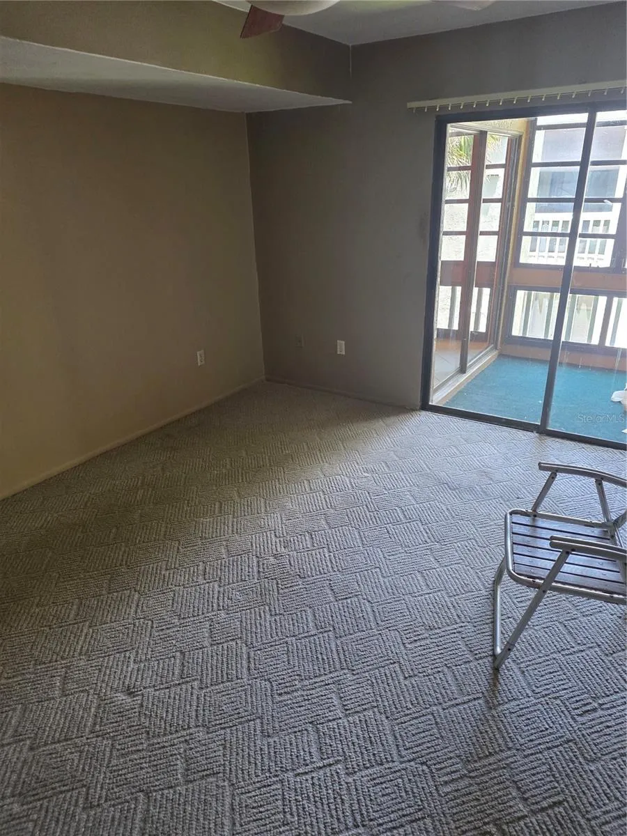 2220 BAHIA VISTA STREET #G5 Sarasota, FL 34239