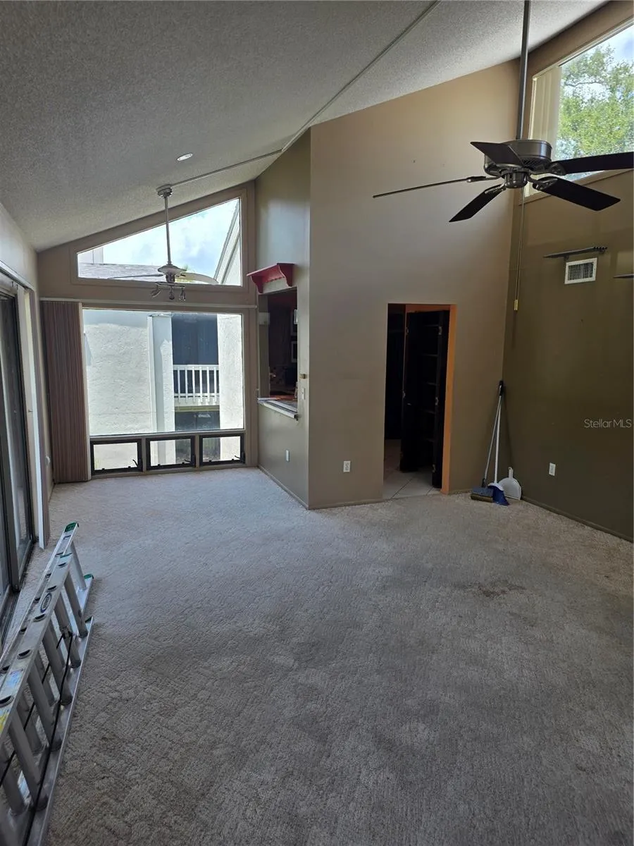 2220 BAHIA VISTA STREET #G5 Sarasota, FL 34239