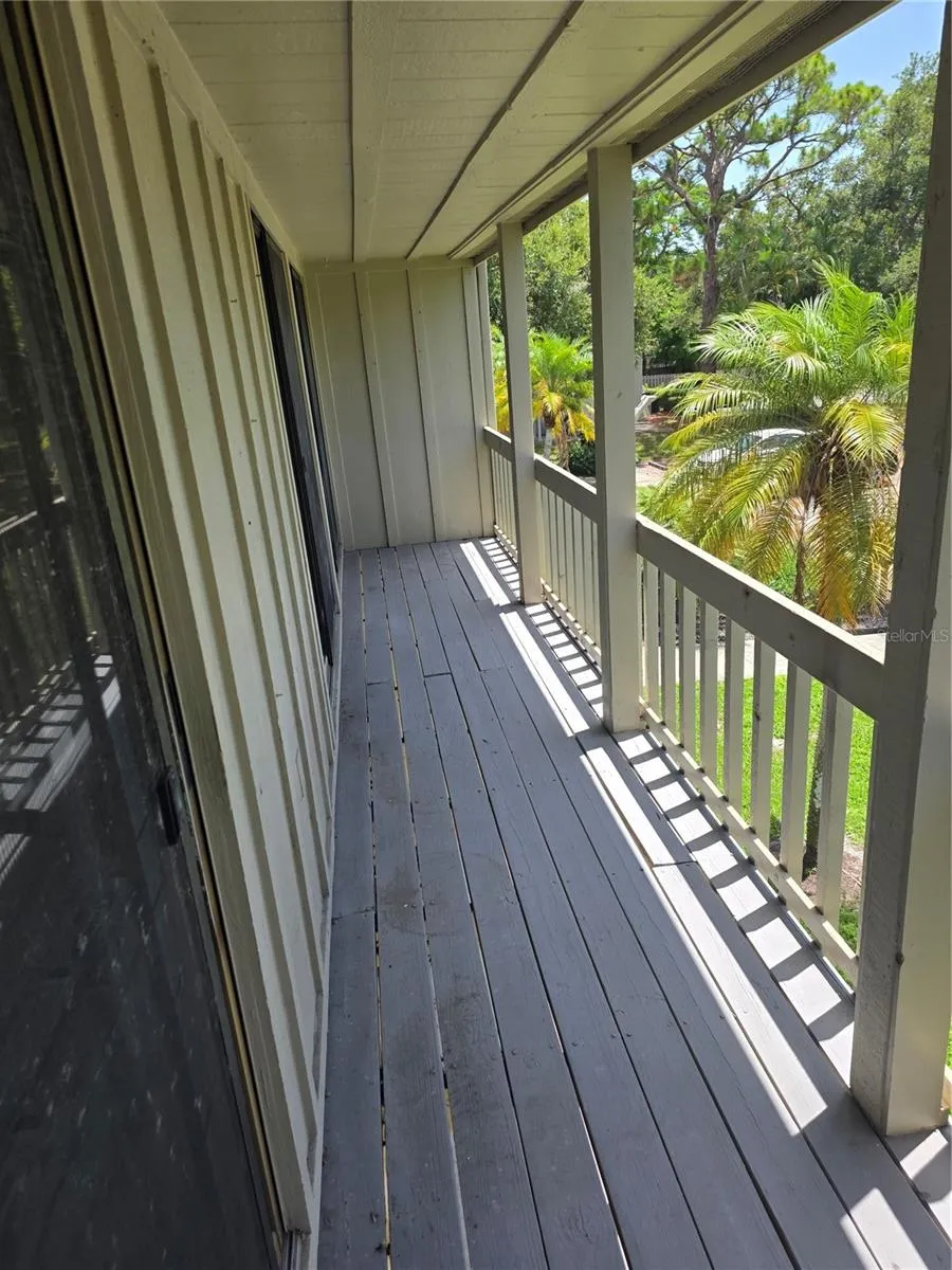 2220 BAHIA VISTA STREET #G5 Sarasota, FL 34239