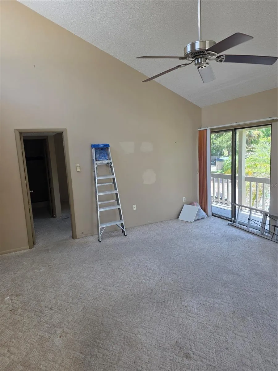 2220 BAHIA VISTA STREET #G5 Sarasota, FL 34239