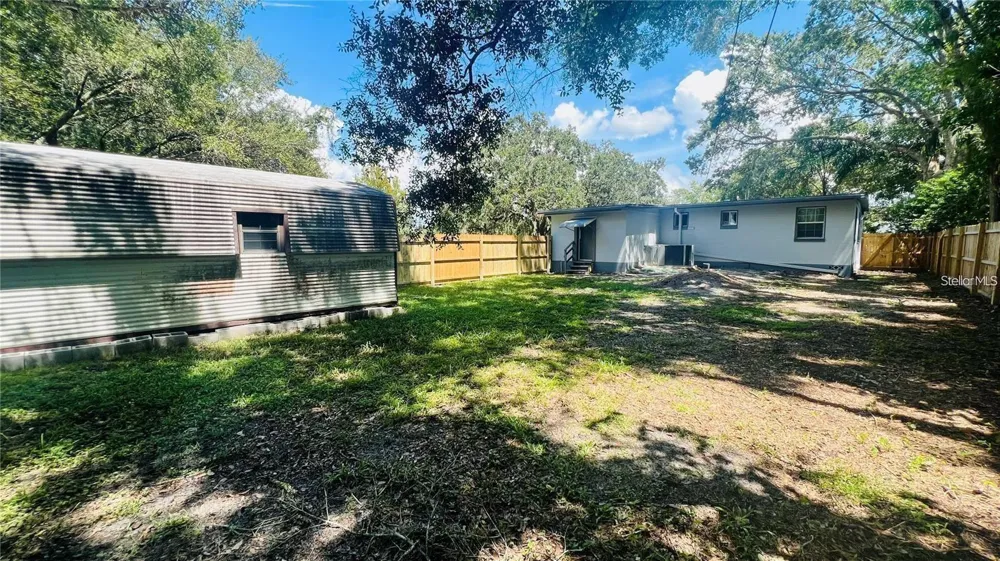 1616 HOPE STREET Intercession City, FL 33848