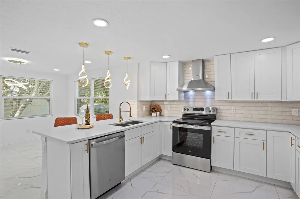 6400 MONTANA AVENUE New Port Richey, FL 34653