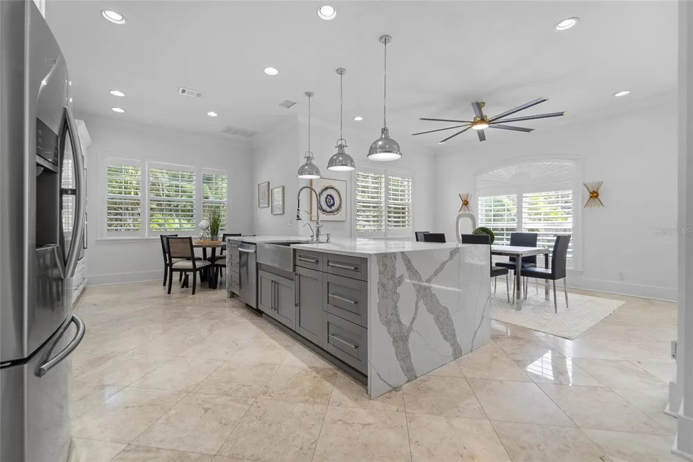 4802 W BEACHWAY DRIVE Tampa, FL 33609