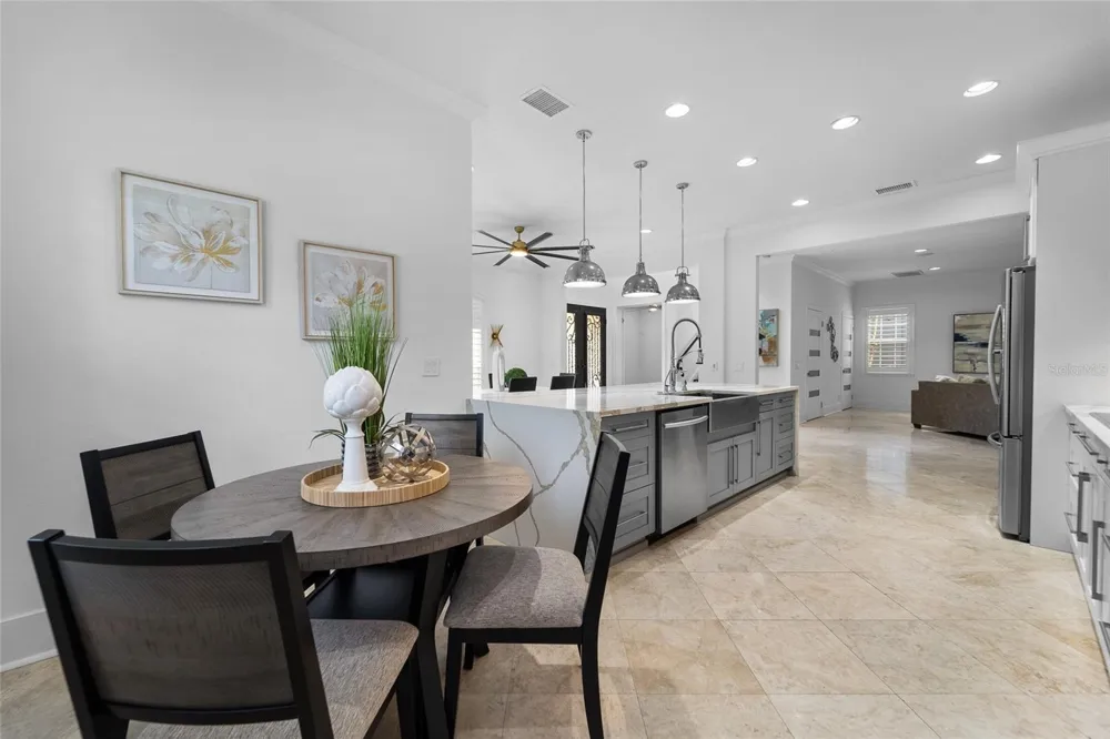 4802 W BEACHWAY DRIVE Tampa, FL 33609