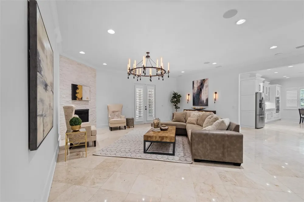 4802 W BEACHWAY DRIVE Tampa, FL 33609