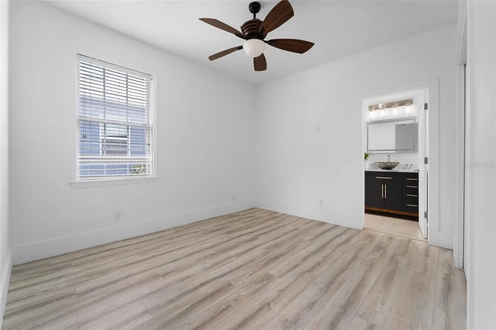 4802 W BEACHWAY DRIVE Tampa, FL 33609