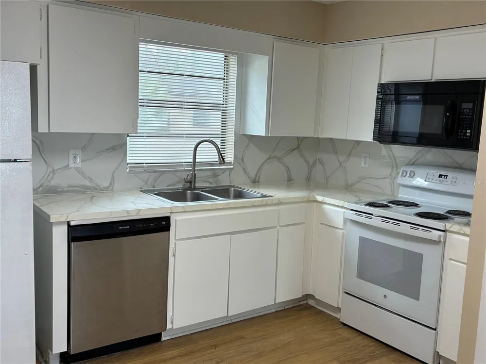 5101 S CLARICE COURT #1C Tampa, FL 33611