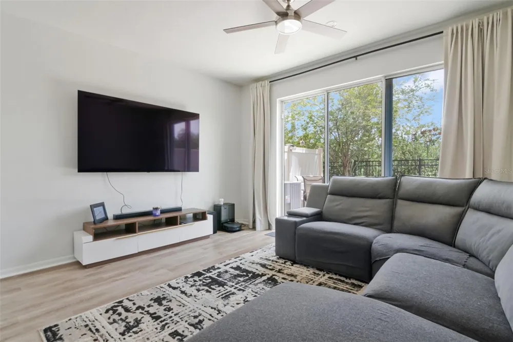 9213 HILLCROFT DRIVE Riverview, FL 33578