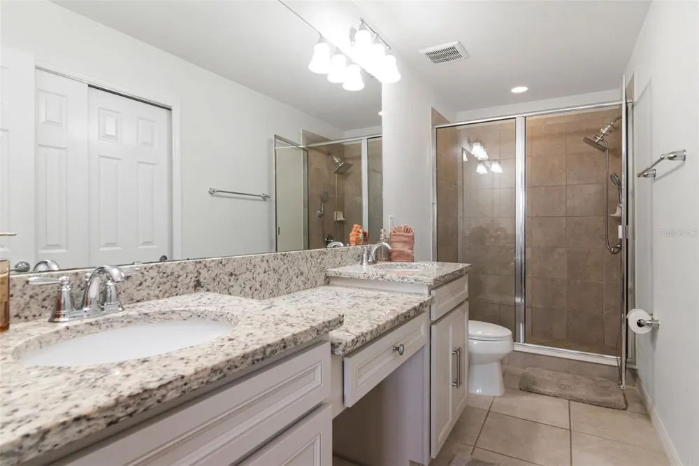 9213 HILLCROFT DRIVE Riverview, FL 33578