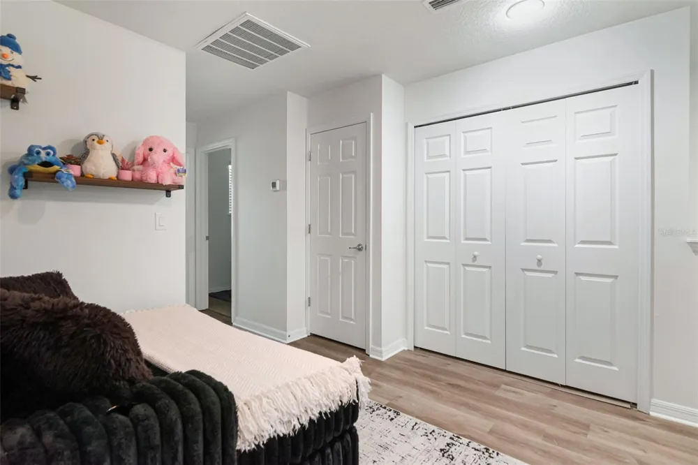 9213 HILLCROFT DRIVE Riverview, FL 33578