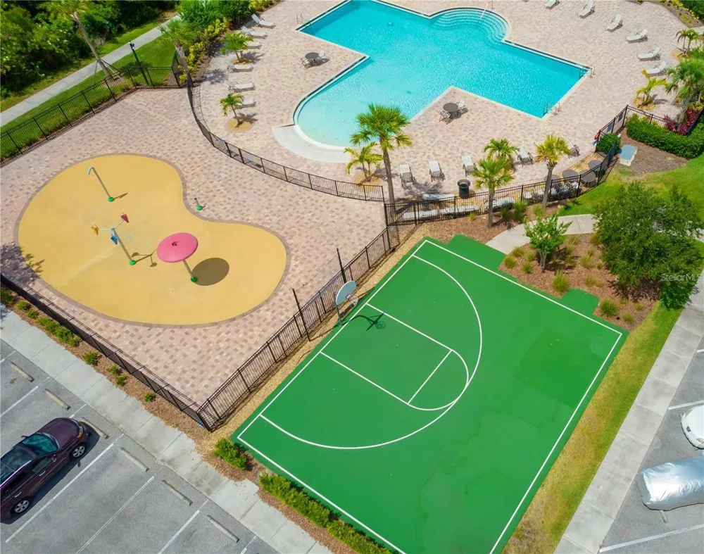 9213 HILLCROFT DRIVE Riverview, FL 33578