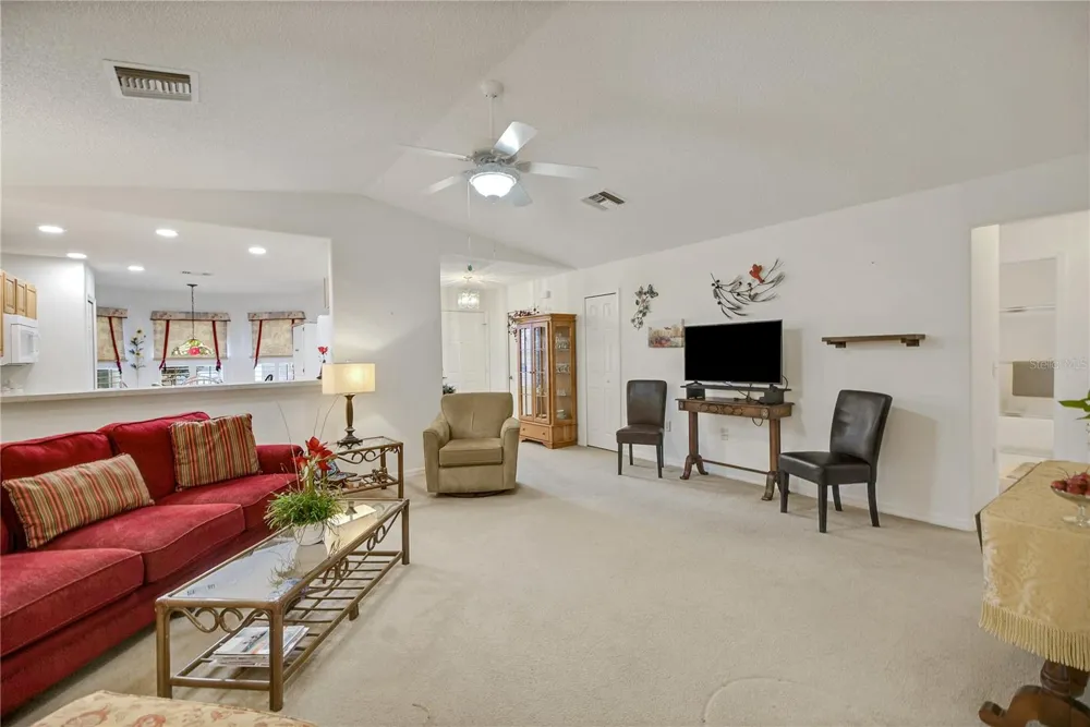 909 EAGLES LANDING Leesburg, FL 34748