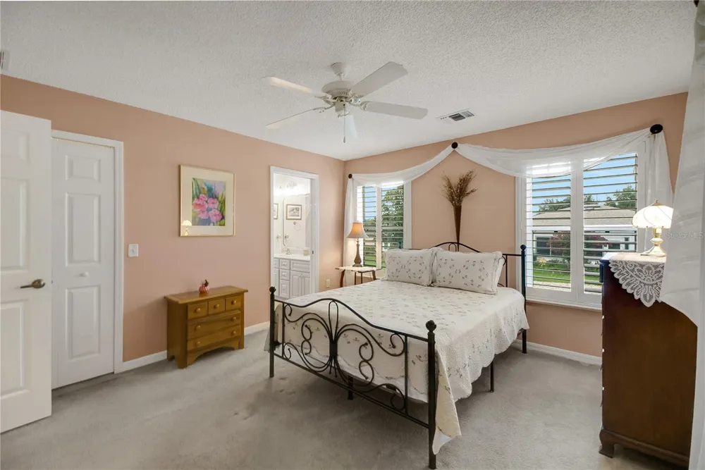 909 EAGLES LANDING Leesburg, FL 34748
