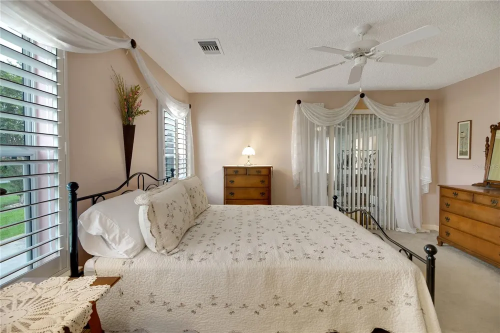 909 EAGLES LANDING Leesburg, FL 34748