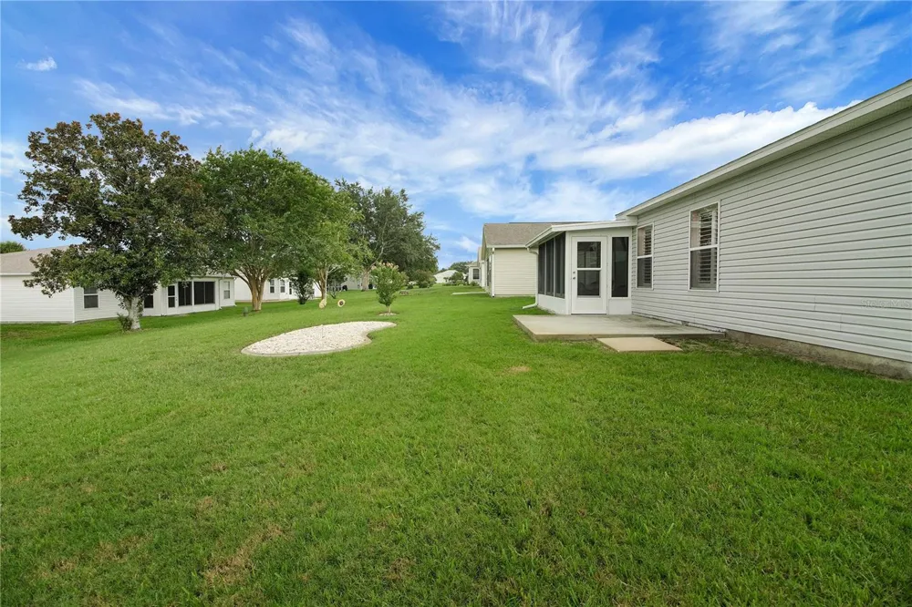 909 EAGLES LANDING Leesburg, FL 34748