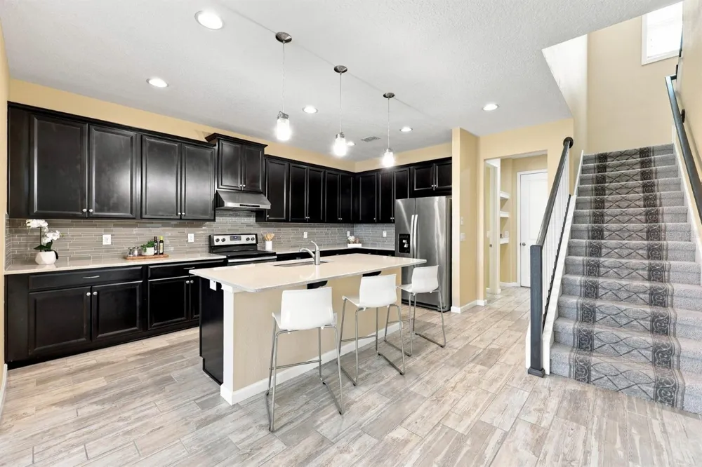 10708 PLANER PICKET DRIVE Riverview, FL 33569